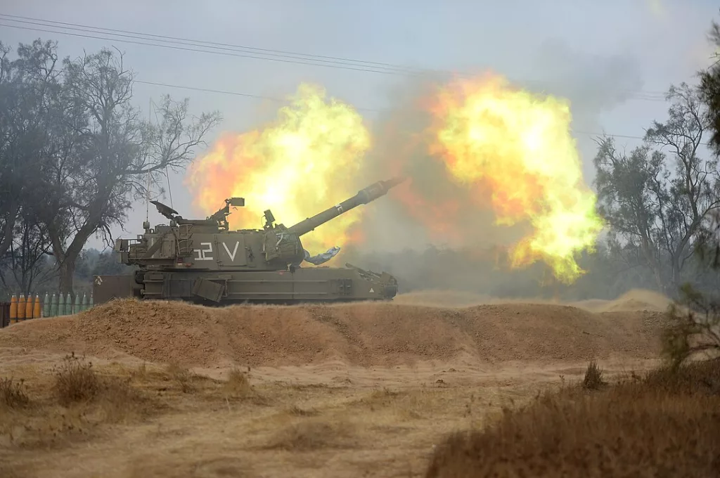 De IDF Spokesperson Unit - File:Artillery Corps in Gaza (14550733300).jpg, CC BY 2.0, https://commons.wikimedia.org/w/index.php?curid=34365205